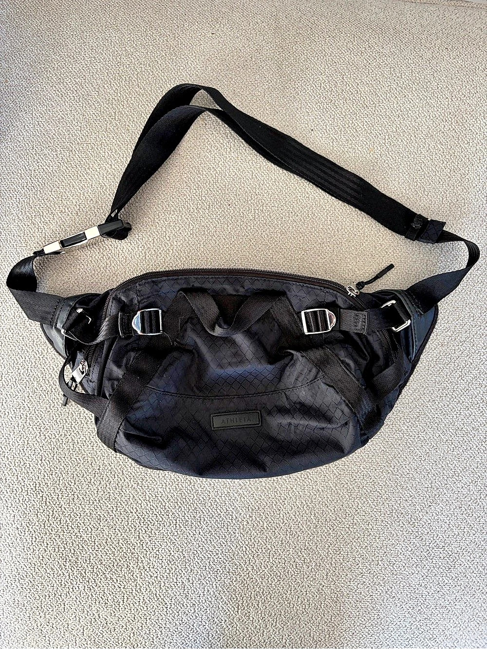Athleta Nylon and Mesh Belt Bag Black